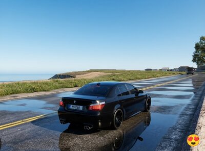 BMW M5 E60 (Turkish Rich) for Mobile